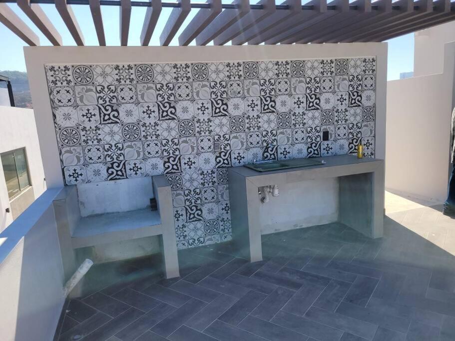 2Br-3Ba Condo Block From Beach W Rooftop Jacuzzi Mazatlan Exterior photo